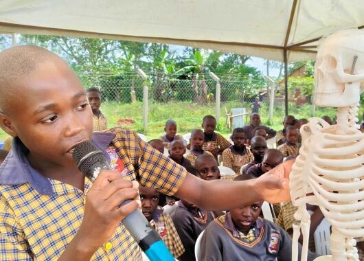 Uganda: Wissen zum Anfassen