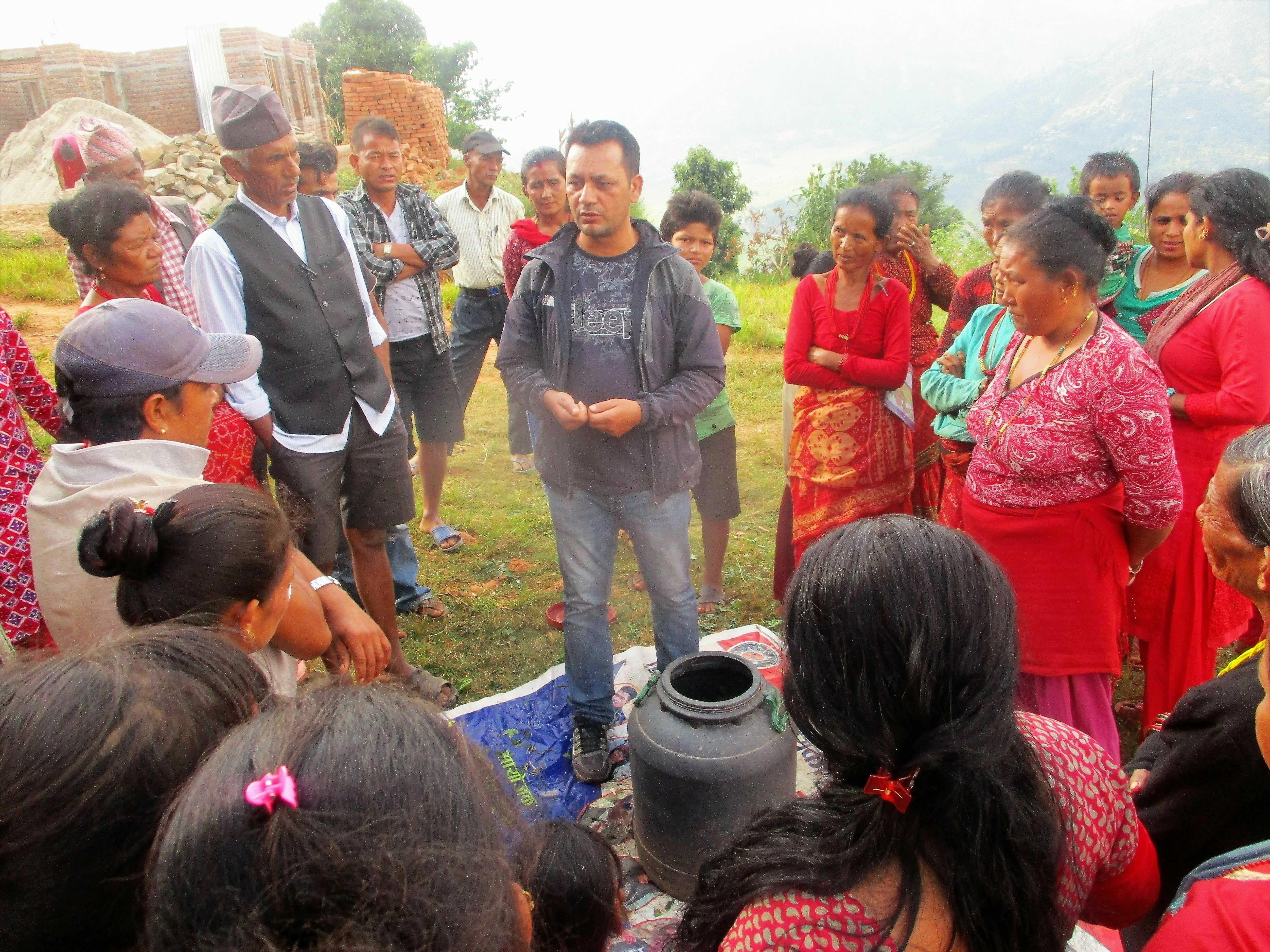 Nepal: Verbindungen schaffen